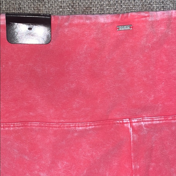 SOLD !!!!!Vs pink High Rise tie dye biker shorts - Picture 4 of 6